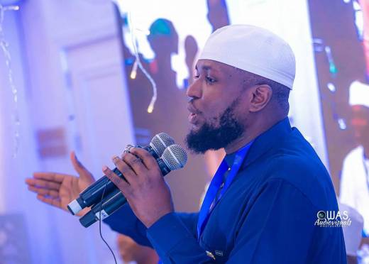 Sheikh Al-Mukhtar: A Shining Light in Lagos, Redefining Muslim Community