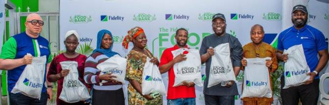 Fidelity Bank Extends Relief Efforts to Eti-Osa Community with Food Bank Initiatives.