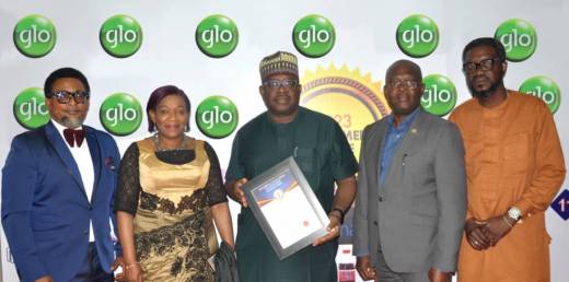 GLO SWEEPS CONSUMER VALUE AWARDS